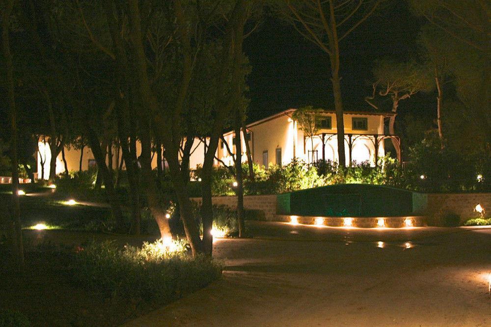 Hotel Il Delfino 산빈첸초 외부 사진