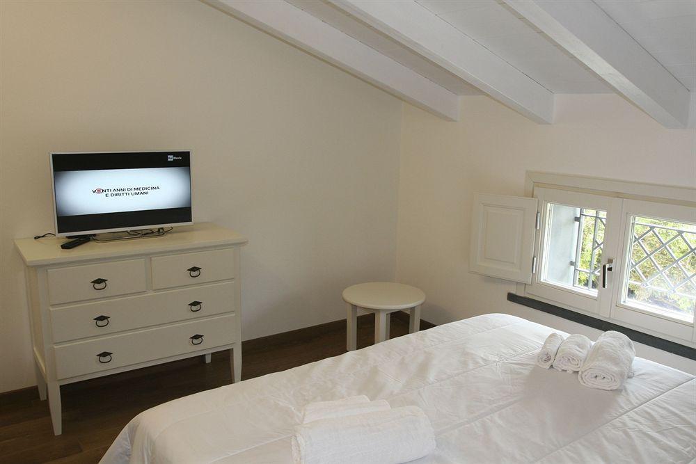 Hotel Il Delfino 산빈첸초 외부 사진